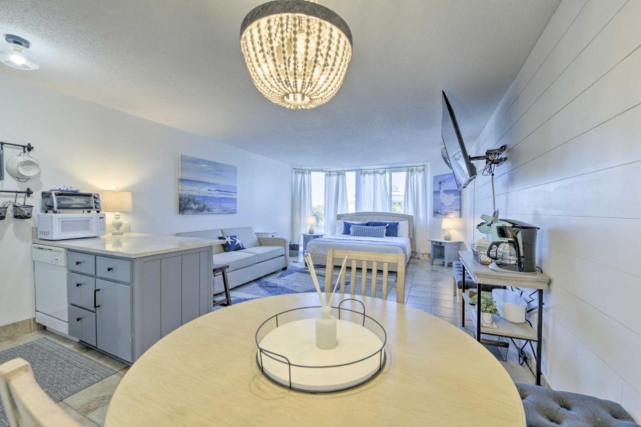 Sandpiper Studio Pcb Retreat With Resort Pool! Panama City Beach Bagian luar foto